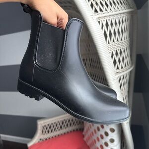 Womens Black Heeled Boots